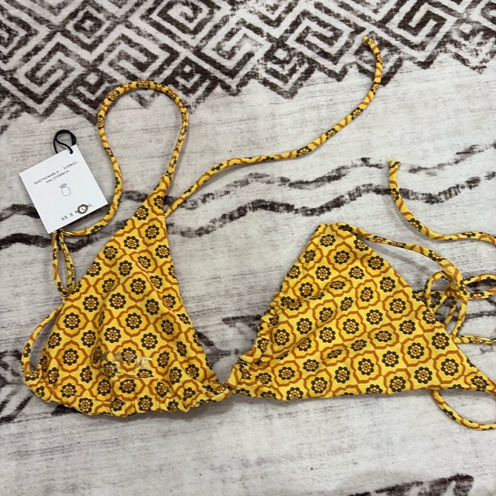 Women’s bikini top